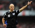 UEFA behoudt achterlijnrechters